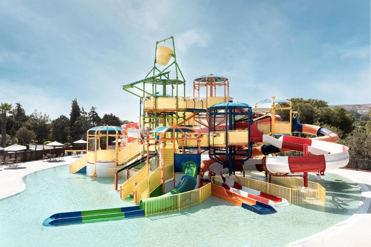 Helea Lifestyle Beach Resort Kallithéa 外观 照片 The water park