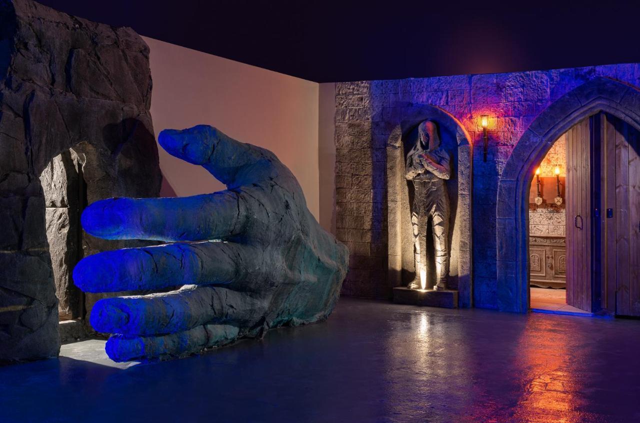 Helea Lifestyle Beach Resort Kallithéa 外观 照片 The Giant's Hand