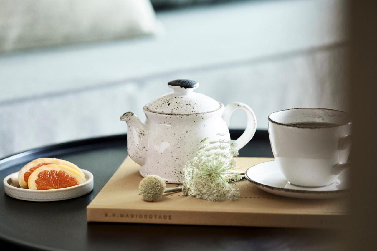 Helea Lifestyle Beach Resort Kallithéa 外观 照片 Teapot and cup