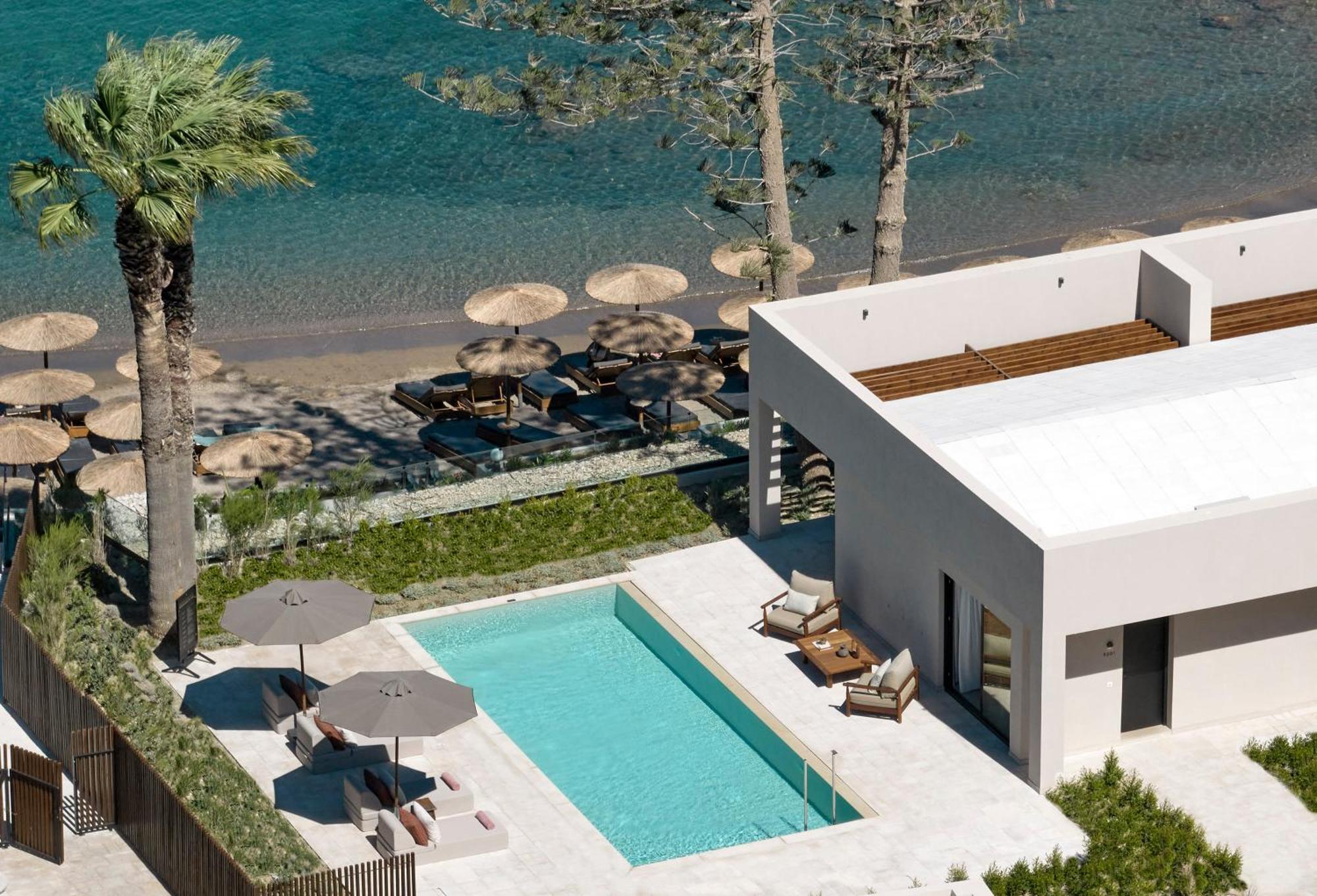 Helea Lifestyle Beach Resort Kallithéa 客房 照片 The beach at the hotel